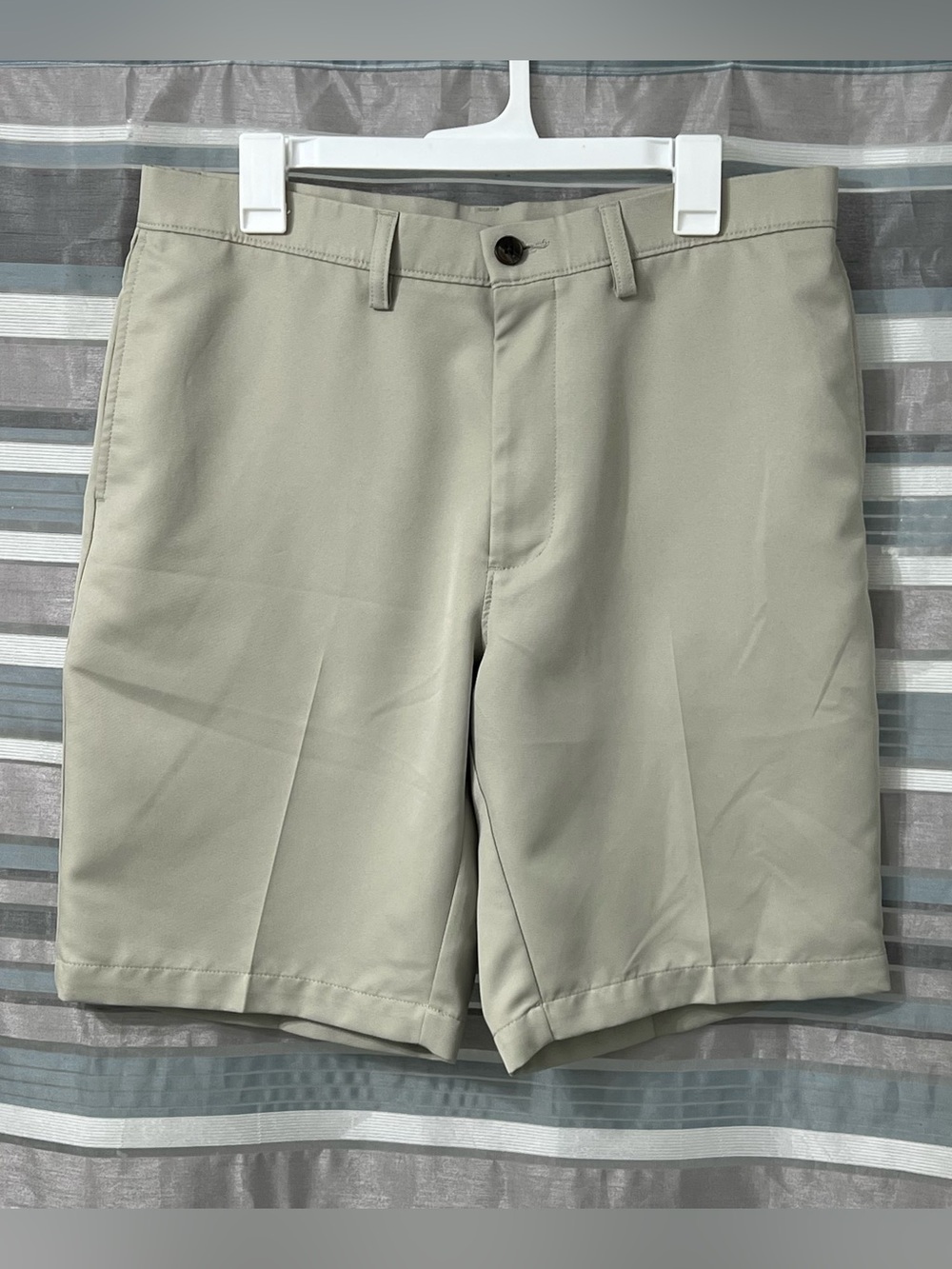 Haggar Men's Light Khaki Flat-Front Shorts